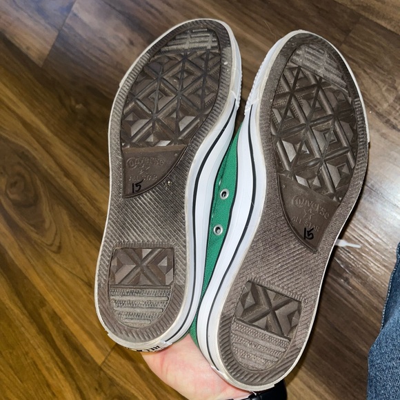 Green Chucks women’s 8 - Picture 2 of 4